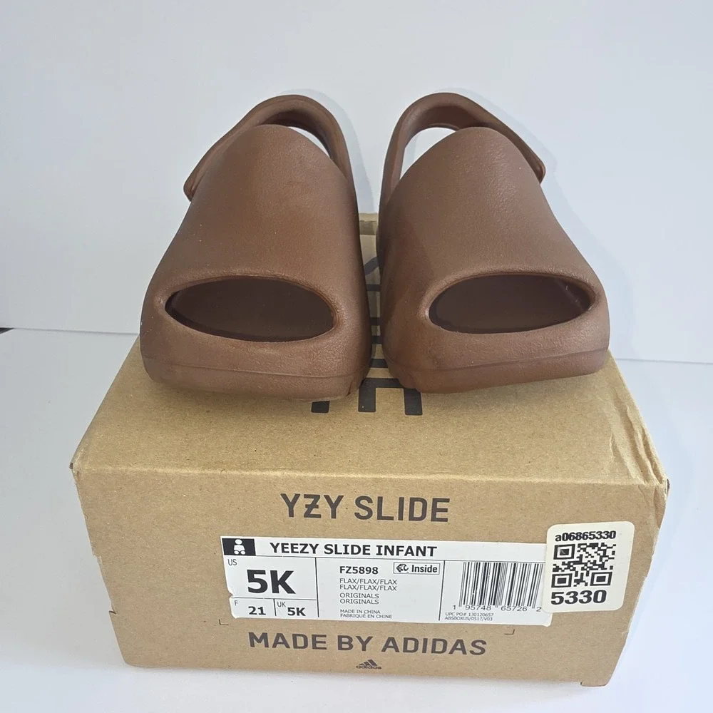 Authentic Adidas Yeezy Slide Bone Brown FZ5899 Infant Size 5K US BABY YZY